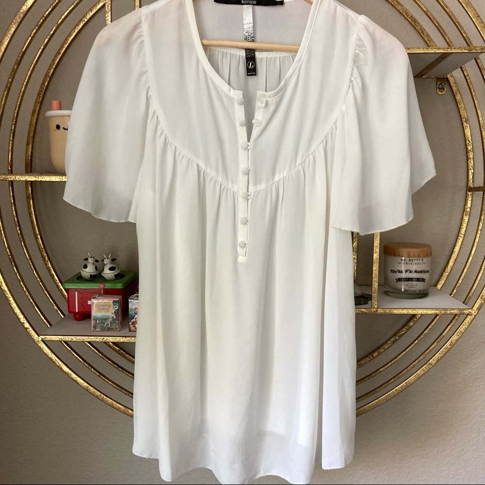 Kensie White Button Short-Sleeved Blouse - L